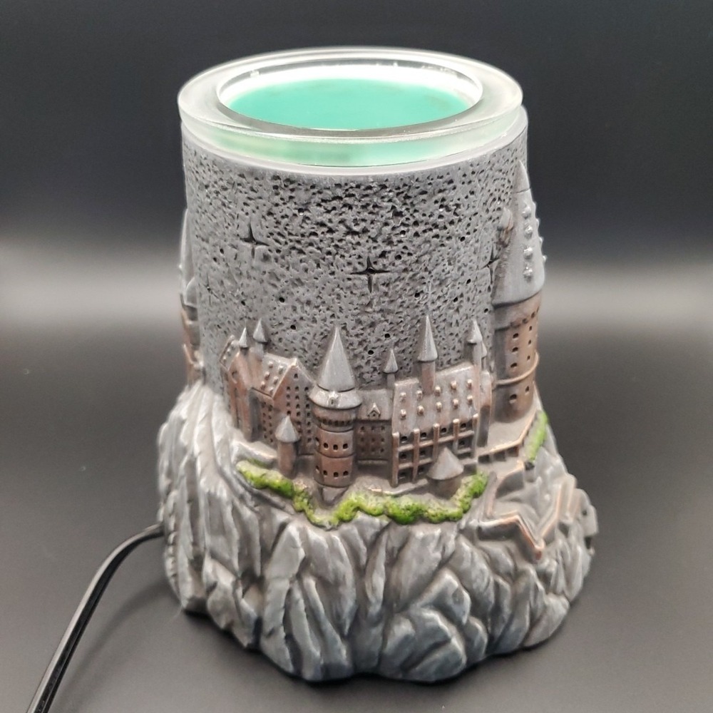 Harry Potter Hogwarts Castle Scentsy Warmer - TESTED & WORKING - Picture 7 of 11